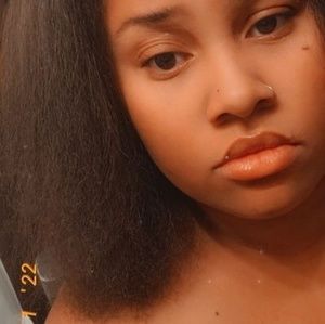 Meet your Posher, Sade